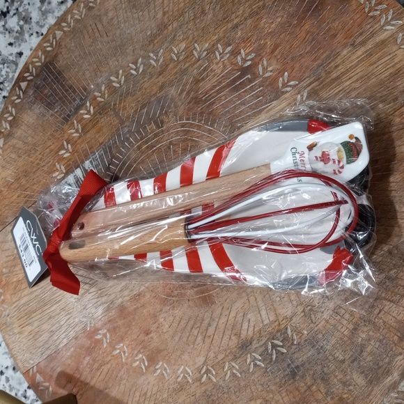 CWC 3-pc. Holiday Baking Tools Set In Red / White Spoon Rest| Spatula | Wihisk - Picture 2 of 12